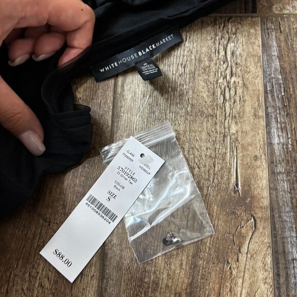 WHITE HOUSE BLACK MARKET Women's Grey Small Rhinestone T Shirt Black Blouse - Picture 3 of 3